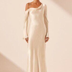 NWT Shona Joy La Lune Long Sleeve Asymmetrical Silk Wedding Dress Cream Size 6